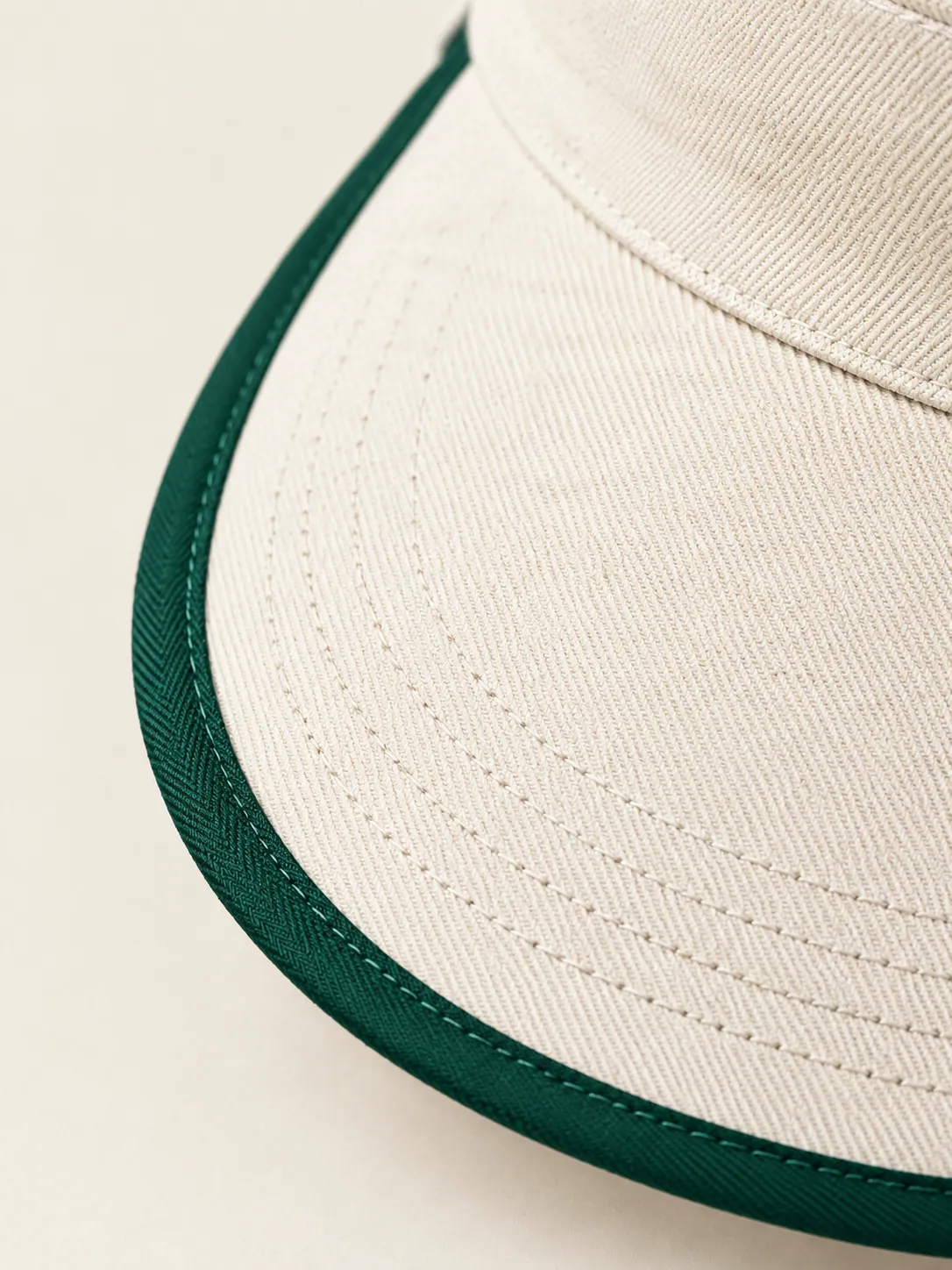 Bound-Edge Visor, close-up of the green-bound brim edge